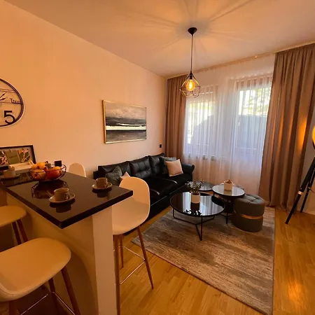 President Apartment *
